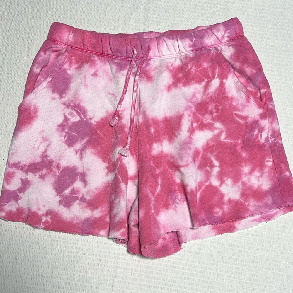 Victoria’s Secret PINK Tie-Dyed Shorts in pink, purple, & white size medium